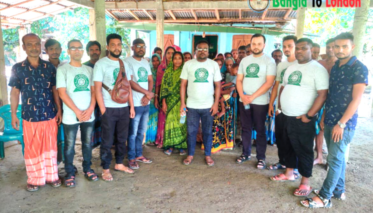 জগন্নাথপুরে ” বন্ধন ফাউন্ডেশন ” এর পক্ষ হতে বন্যার্তদের মধ্যে অর্থ বিতরণ